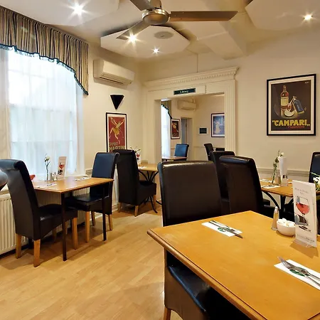 酒店 Galtres & Forest Restaurant