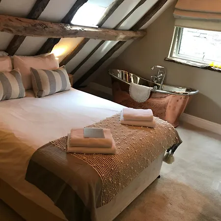 Hotel Galtres & Forest Restaurant 3*